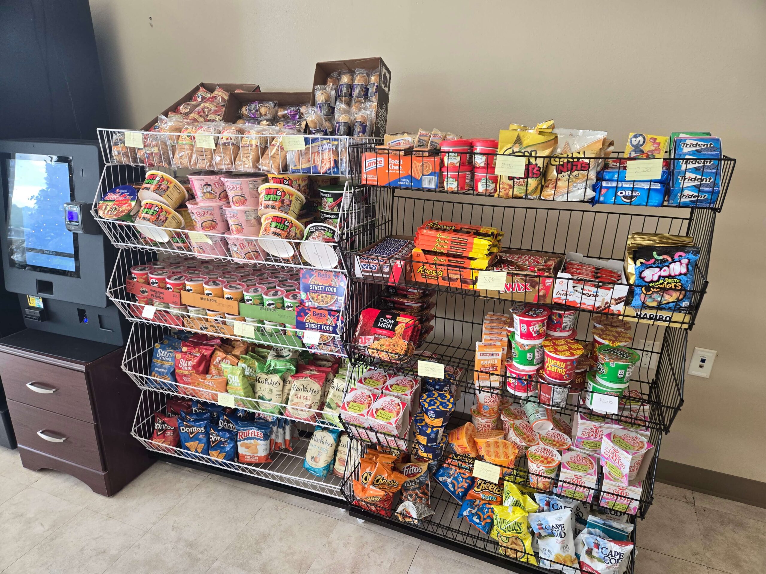 Pantry service setup in Wahneta, FL office breakroom